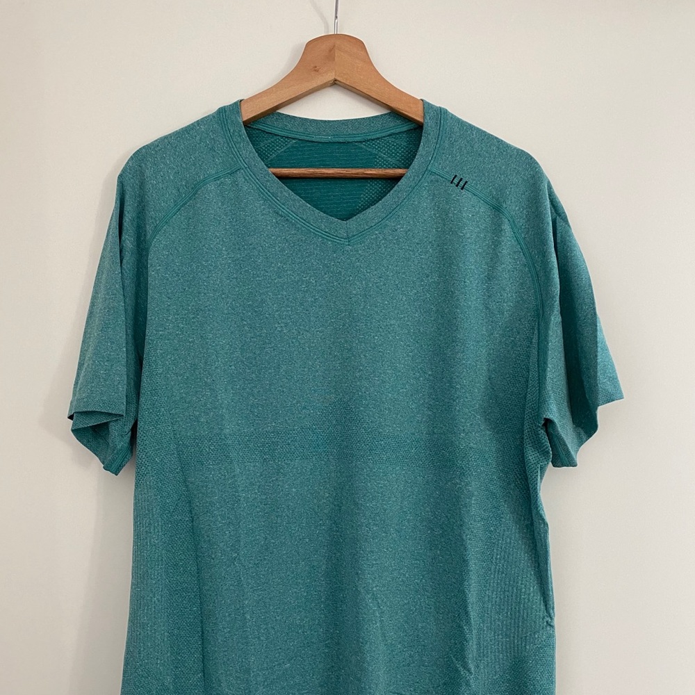 Lululemon Metal Vent Tech T-Shirt